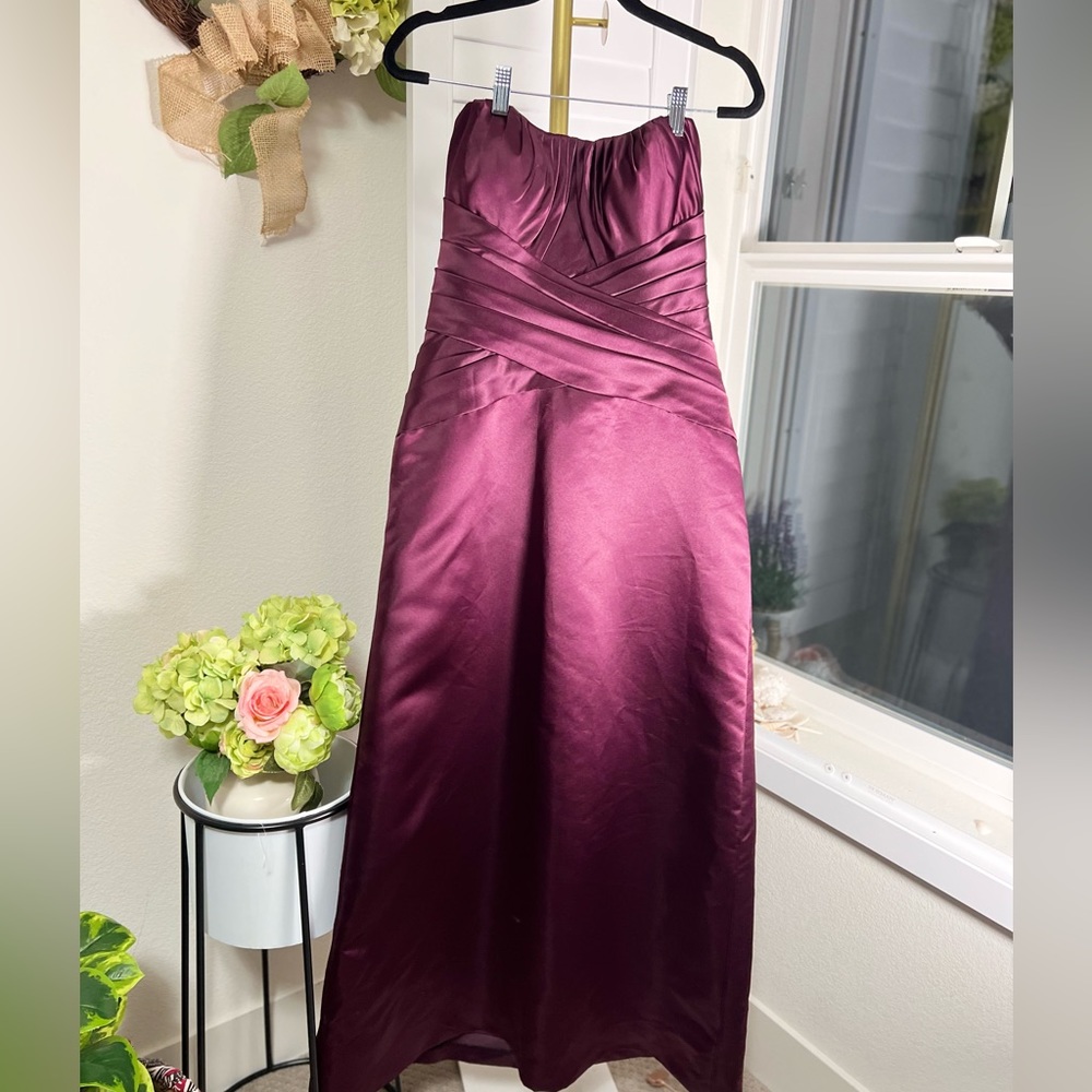 Bill levkoff. Strapless eggplant satin formal dress size 8